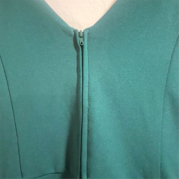 Girls Night Emerald Green Fit & Flare Party Dress By & By size 13 - Picture 8 of 11